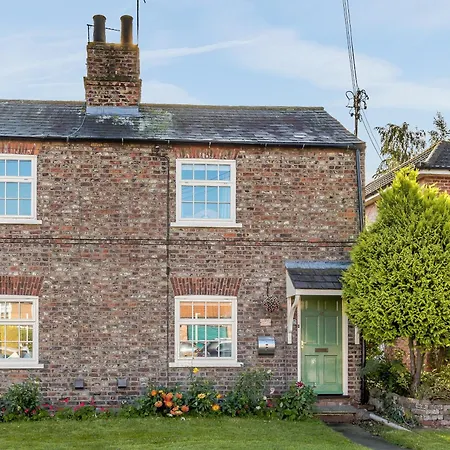 Estate Cottage Holiday home